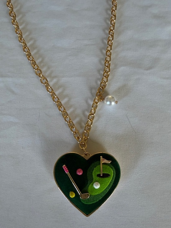Betsey Johnson Gold Plated Heart Golf Pendant and Pearl Necklace NWT - Picture 2 of 6